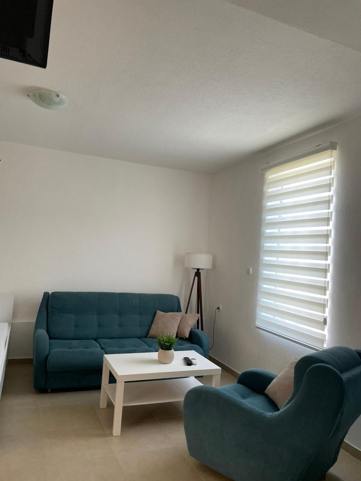 Tiki Apartments غيفيغليا المظهر الخارجي الصورة