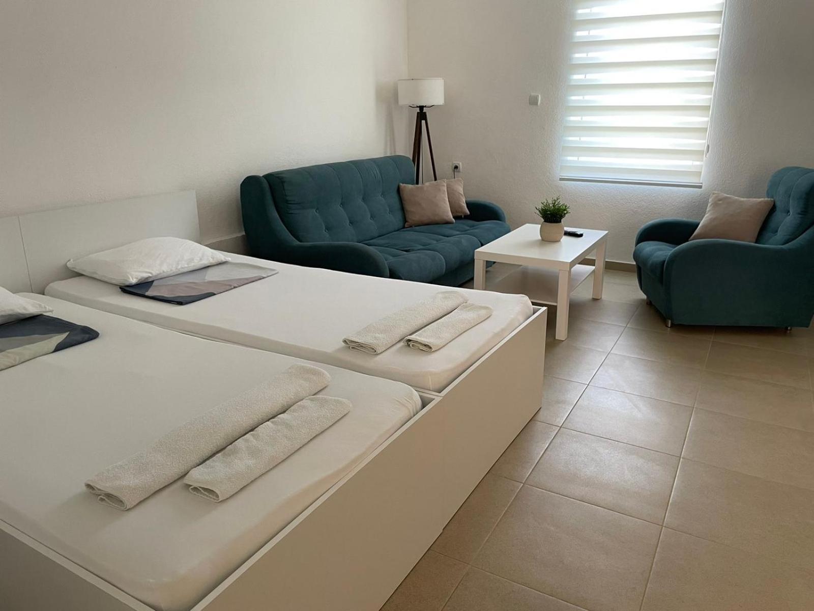 Tiki Apartments غيفيغليا المظهر الخارجي الصورة