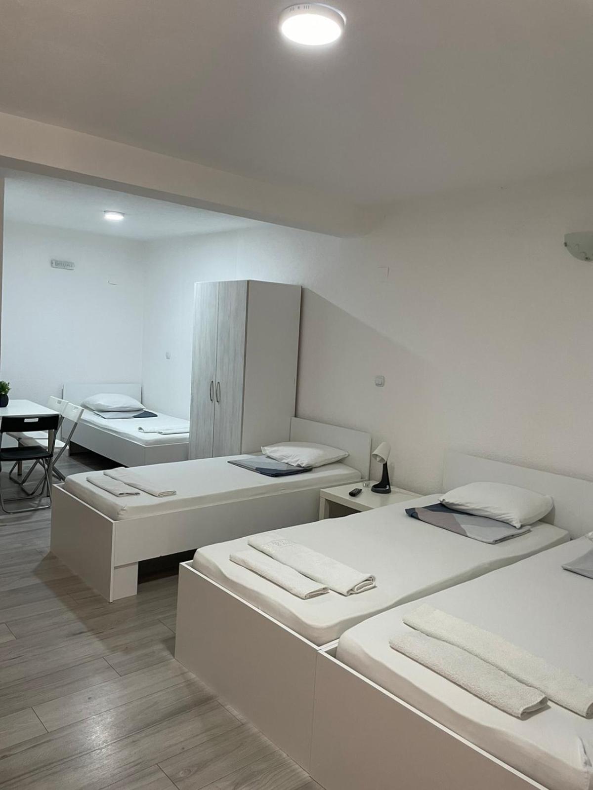 Tiki Apartments غيفيغليا المظهر الخارجي الصورة