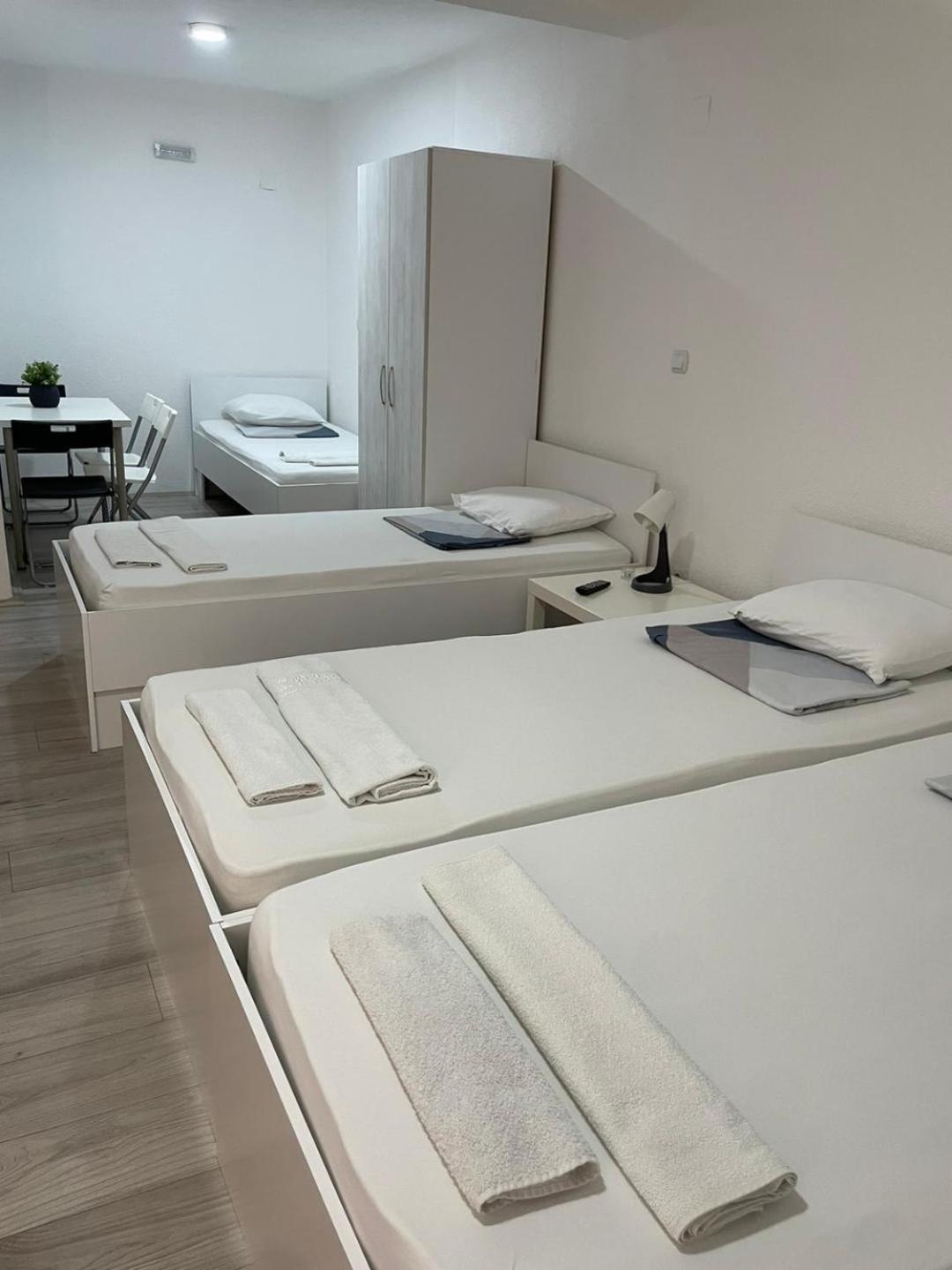 Tiki Apartments غيفيغليا المظهر الخارجي الصورة